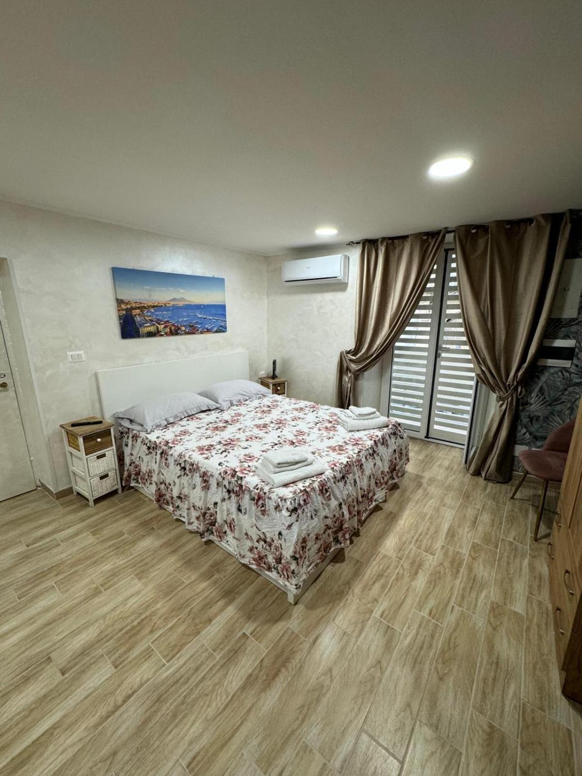 Apartment Spezzano House Naples