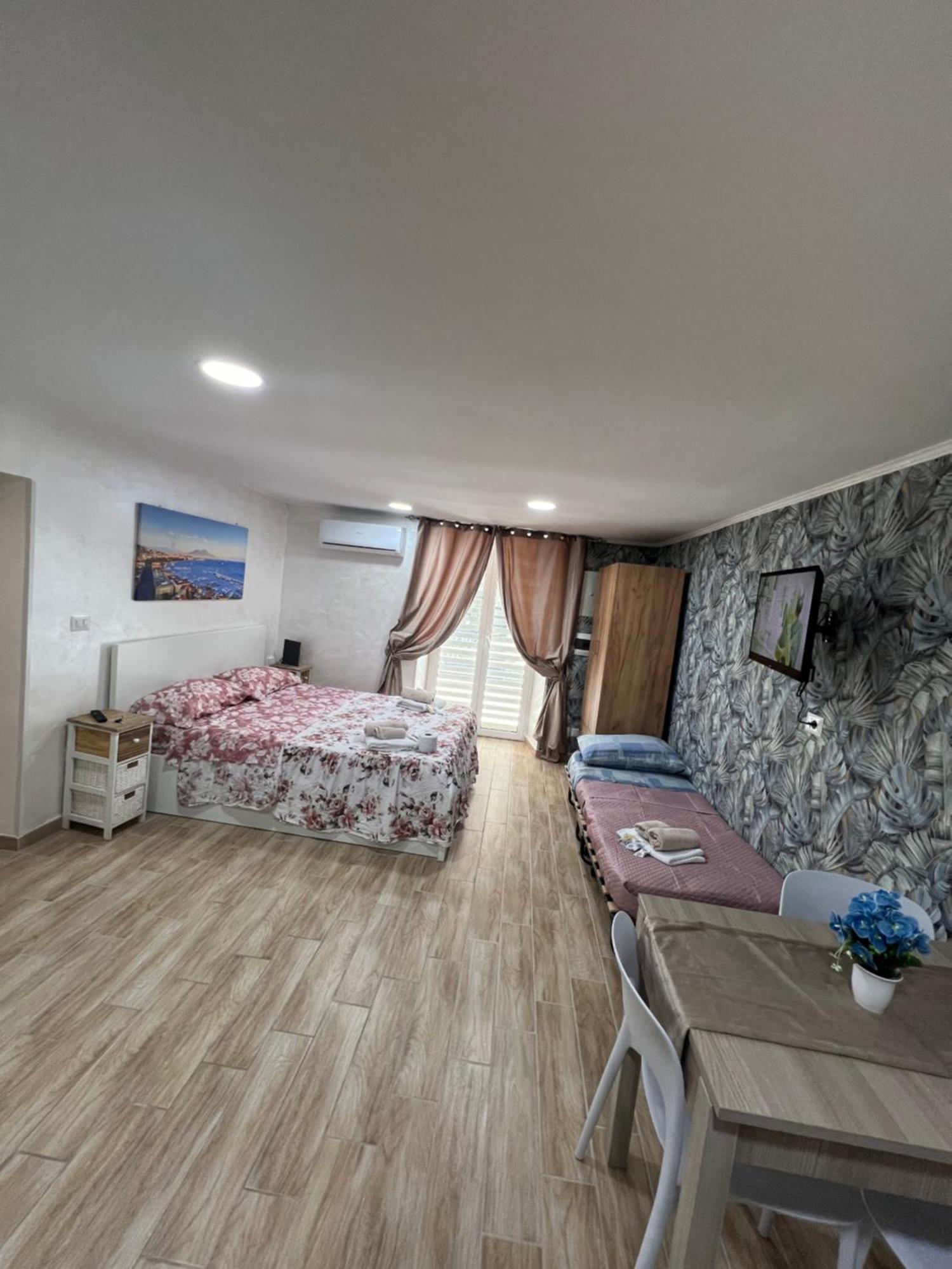Spezzano House Neapel